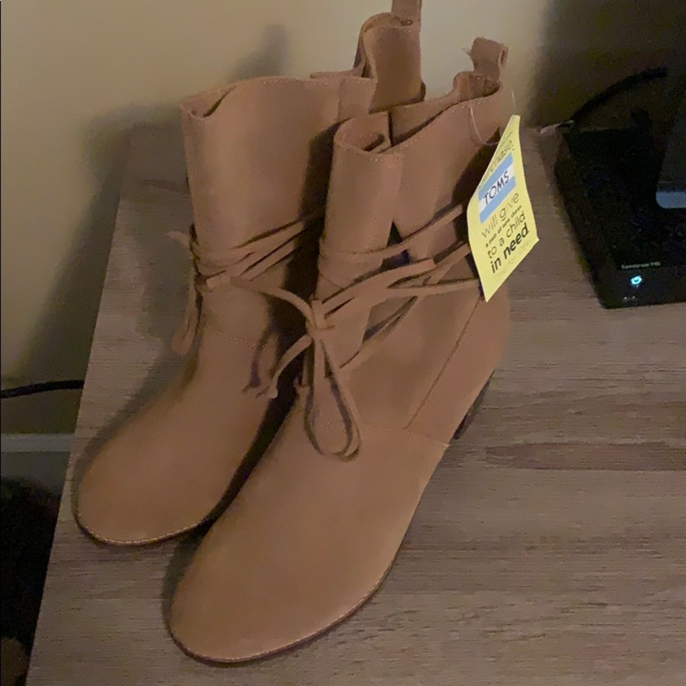 Toms Booties